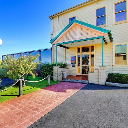 Comfort Inn The Pier George Town Bagian luar foto