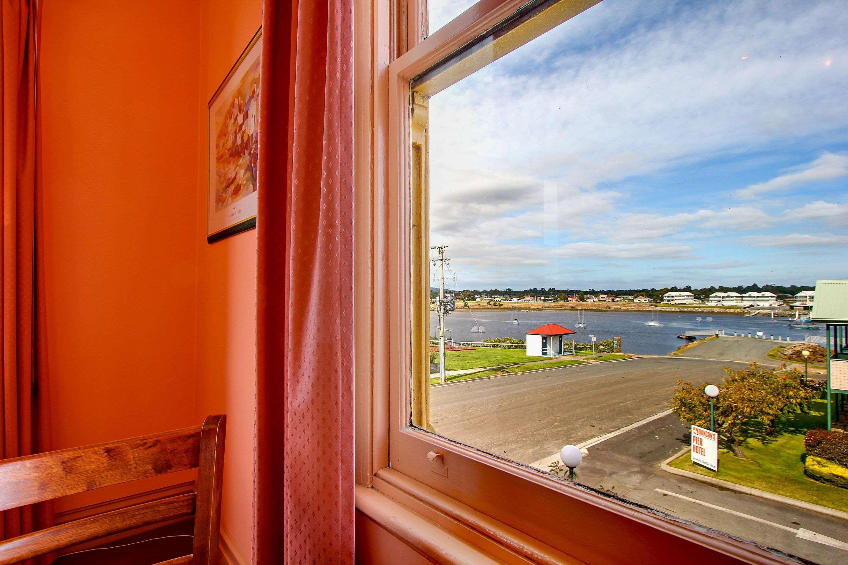 Comfort Inn The Pier George Town Bagian luar foto