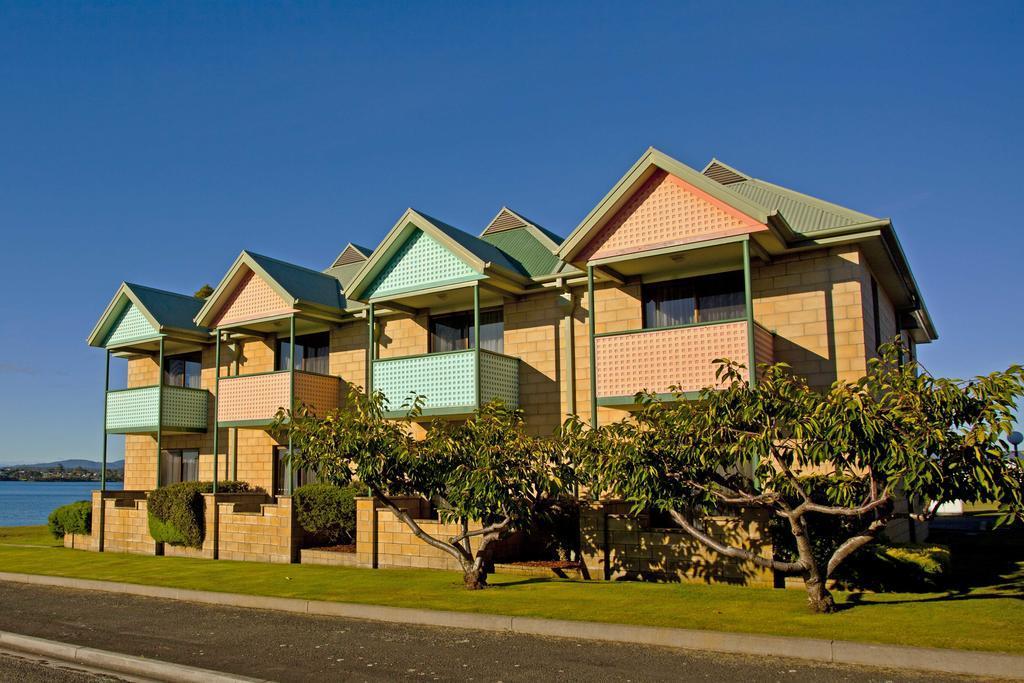 Comfort Inn The Pier George Town Bagian luar foto