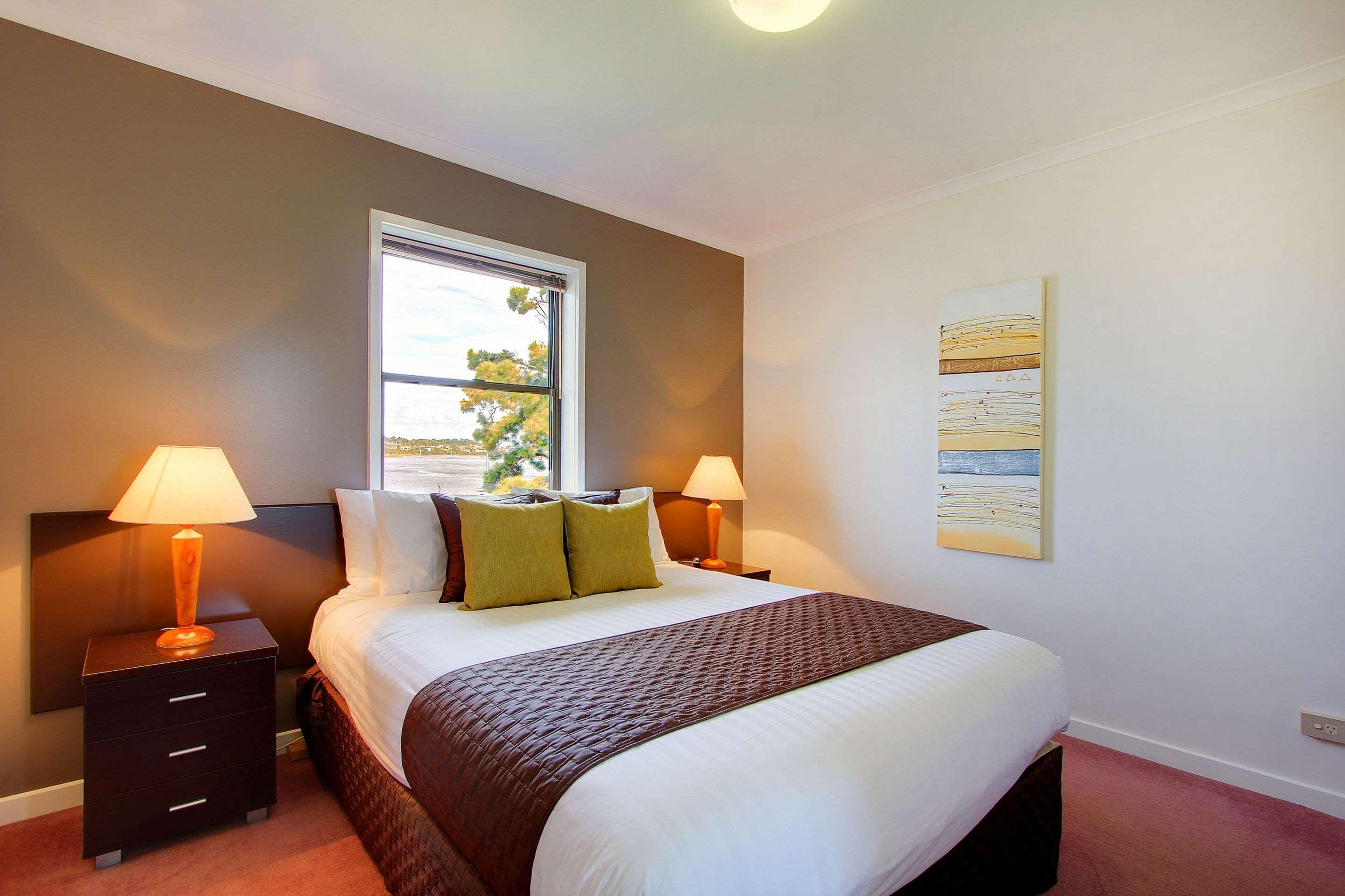 Comfort Inn The Pier George Town Bagian luar foto